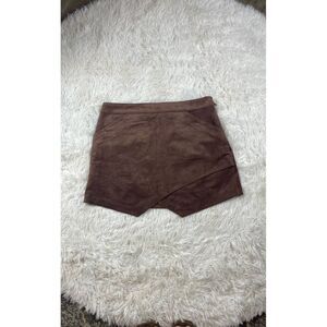 bcbgmaxazria suede look skirt Sz 6